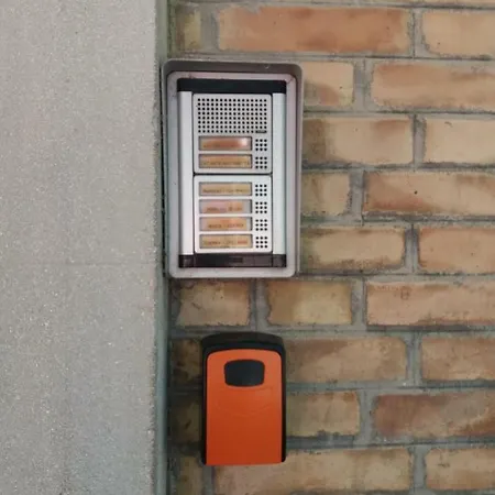 Nel Cuore Della Citta Urbania Exterior photo